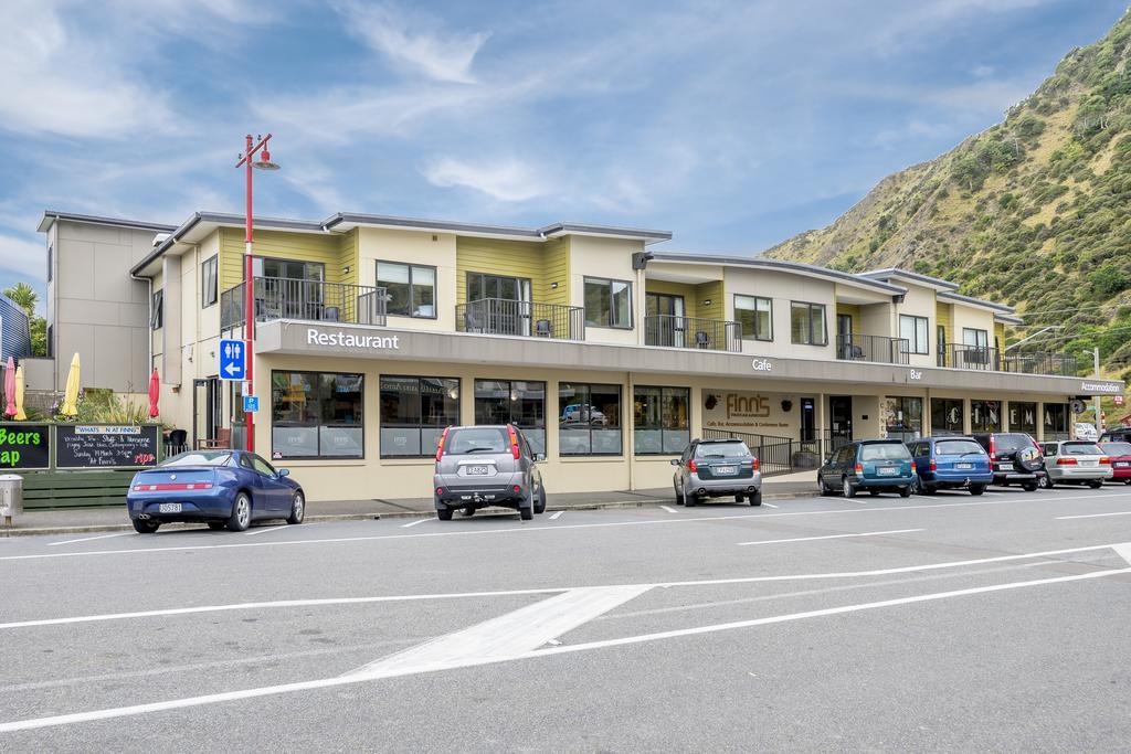 派卡卡里基芬兰人酒店 Paekakariki 外观 照片